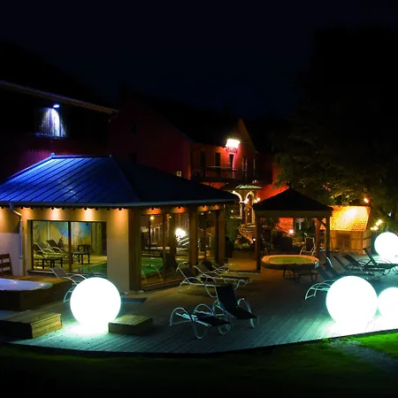 ホテル Restaurant Le Velleda